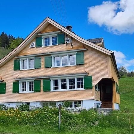 Ferienhaus Seuzach Nesslau Luaran gambar